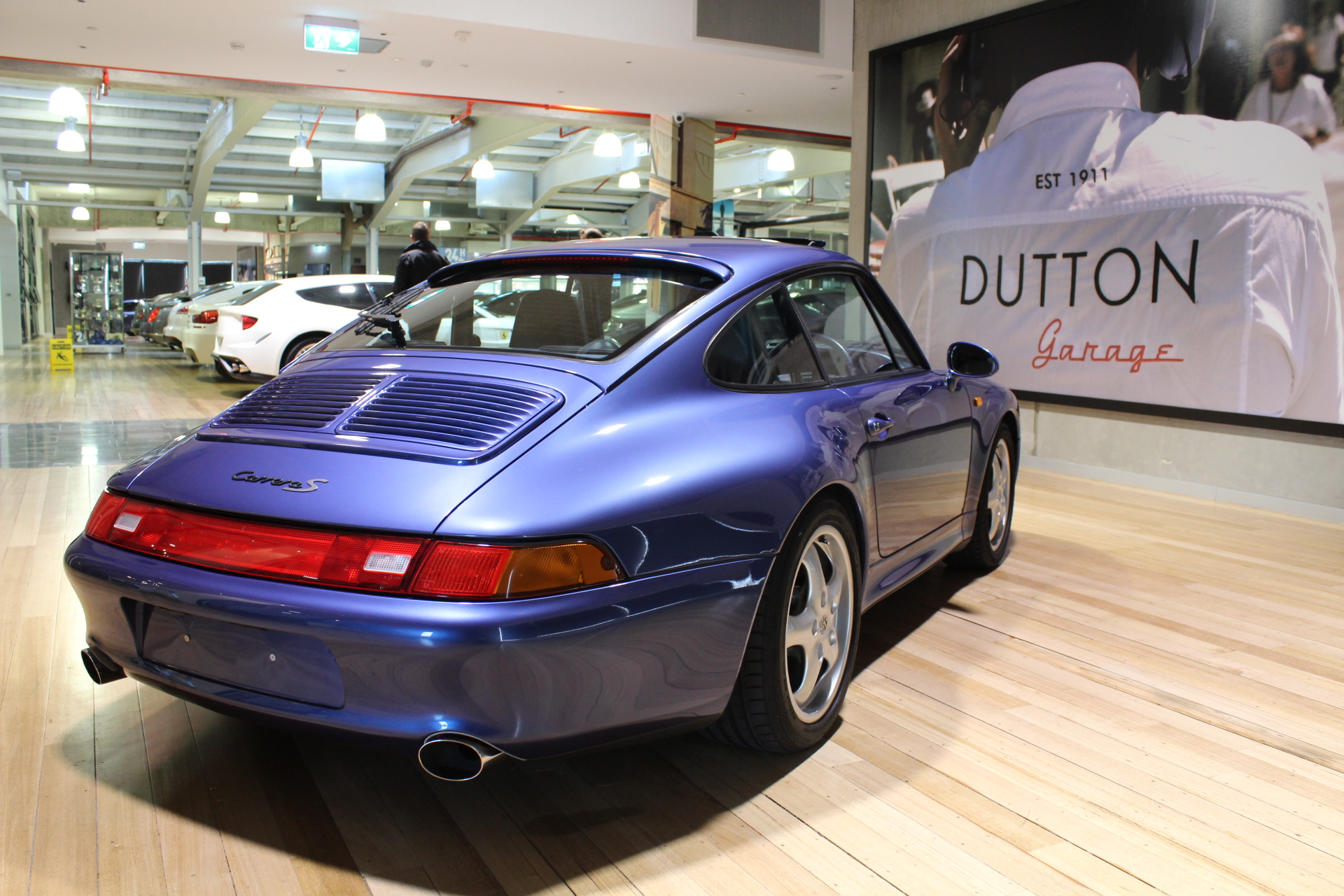 Porsche 911 Carrera Cabin