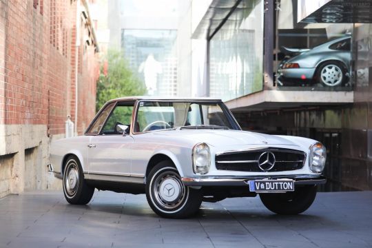 1970 Mercedes-Benz 280SL Pagoda 