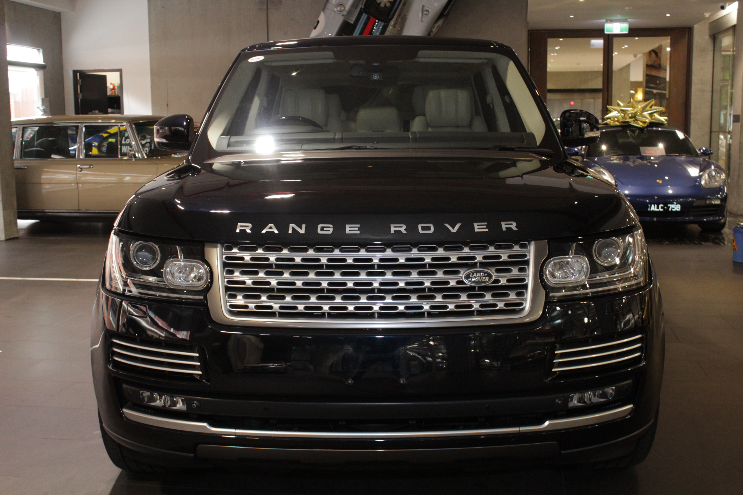 2014 Land Rover Range Rover L405 V8SC Autobiography Wagon 5dr Spts Auto ...