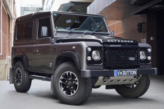 2015 Land Rover Defender 90 Adventure Wagon 3dr Man 6sp 4x4 2.2DT [MY16] 