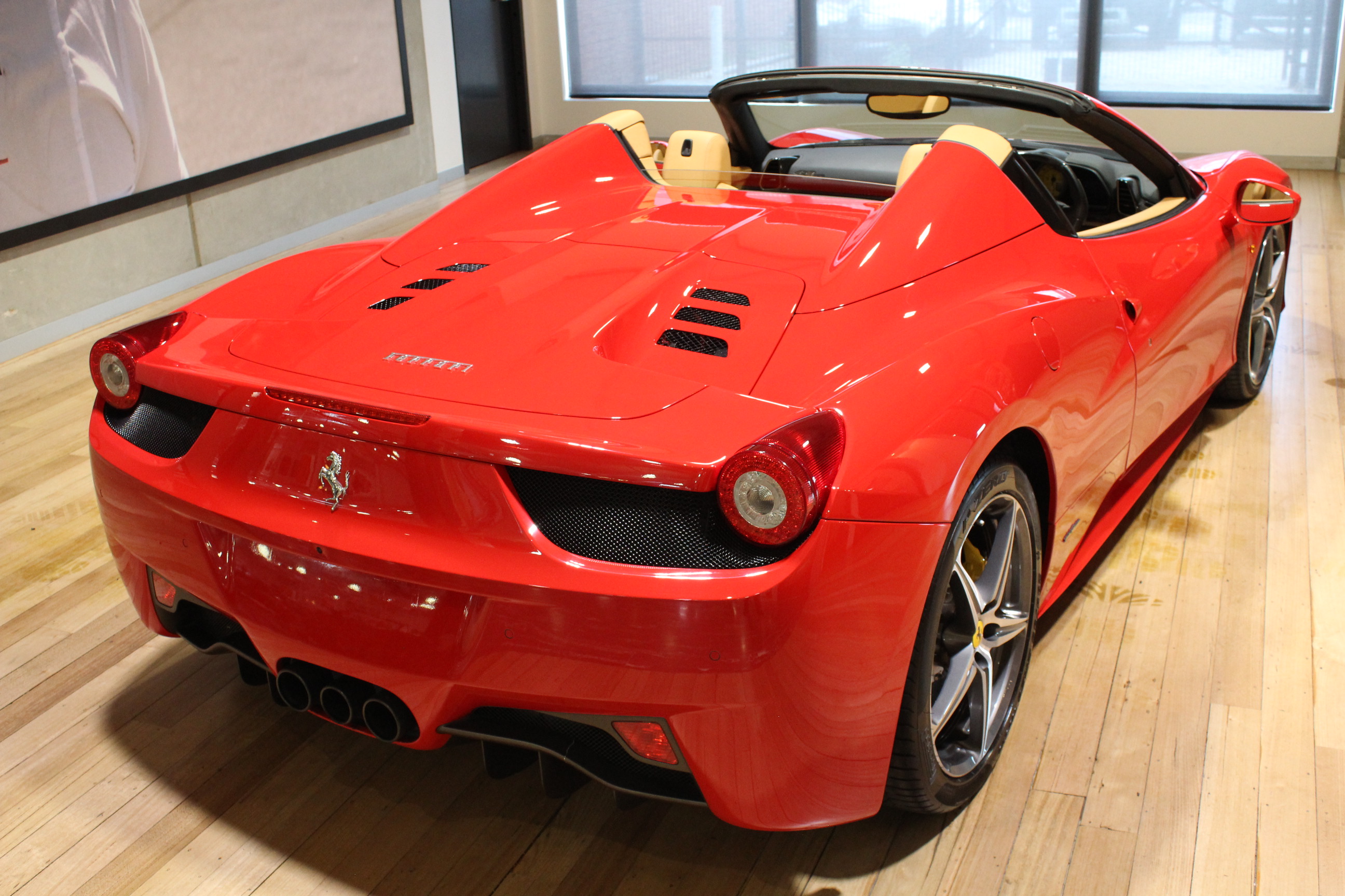 2012 Ferrari 458 Spider Convertible 2dr DCT 7sp 4.5i [Rel. Jun]