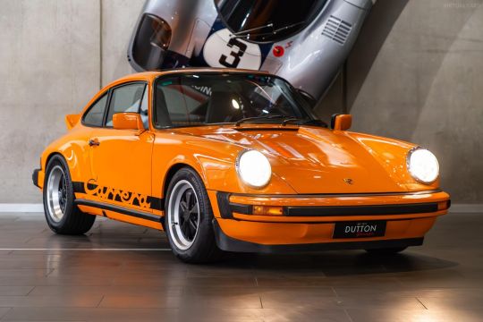 1976 Porsche 911 Carrera Coupe 2dr Man 5sp 3.0i 