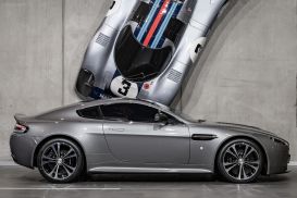 2013 Aston Martin V12 Vantage Carbon Black Coupe 2dr Man 6sp 5.9i [MY13] 