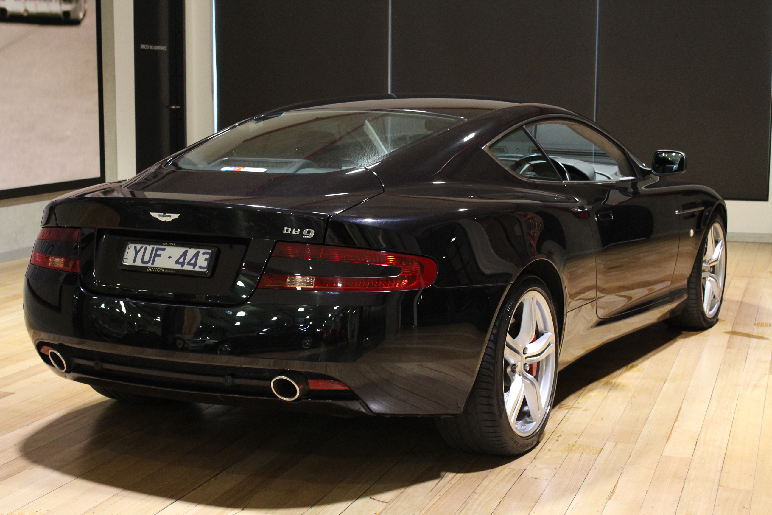 2009 Aston Martin DB9 Coupe 2dr Spts Auto 6sp 5.9i [MY09]