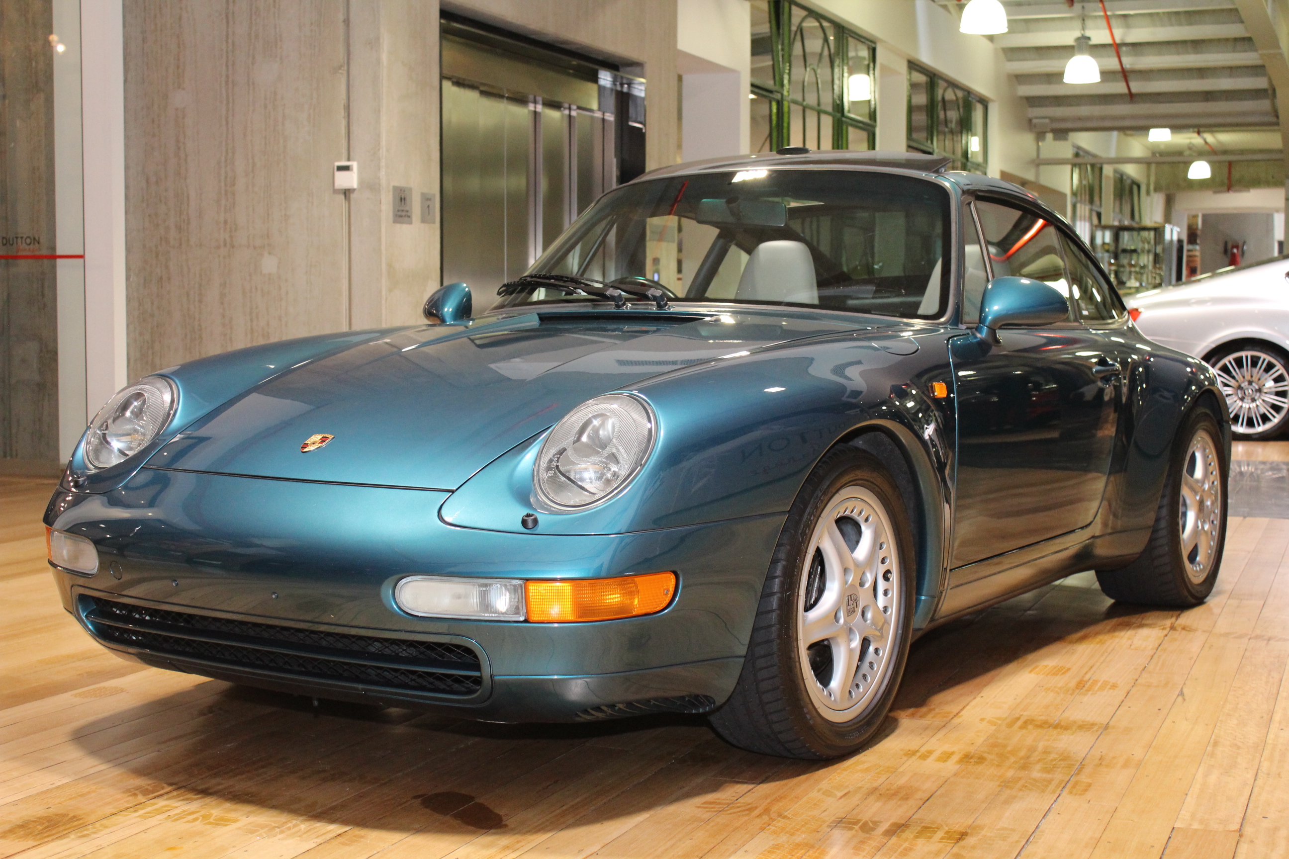 Porsche 911 Targa Cargo Space