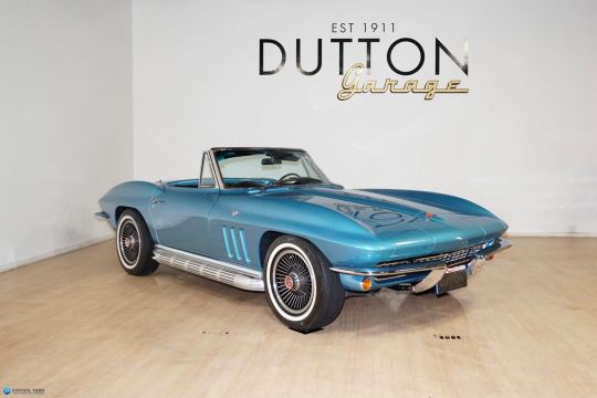 1965 CHEVROLET CORVETTE C2 Stingray Roadster 