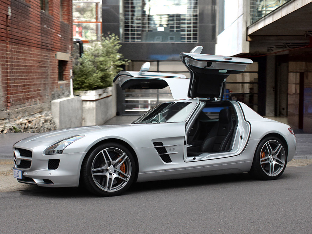 Mercedes SLS AMG 2020