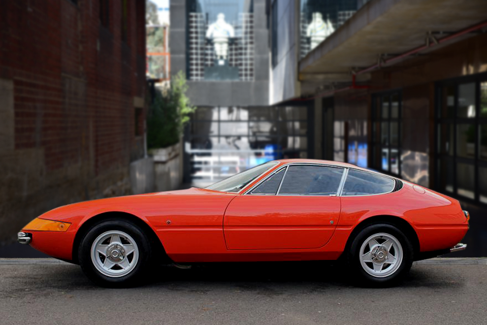 1970 FERRARI 365 GTB4 "DAYTONA" PLEXIGLASS RHD (CAR LOCATED IN UK)