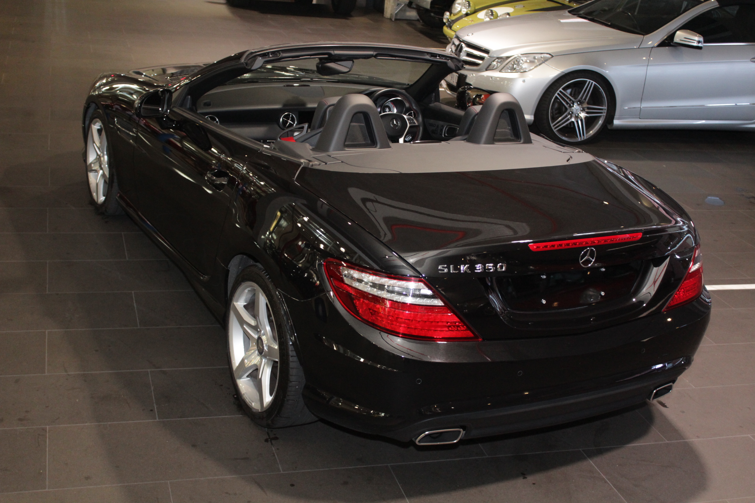 2011 Mercedes-Benz SLK350 R172 BlueEFFICIENCY Roadster 2dr 7G-TRONIC ...