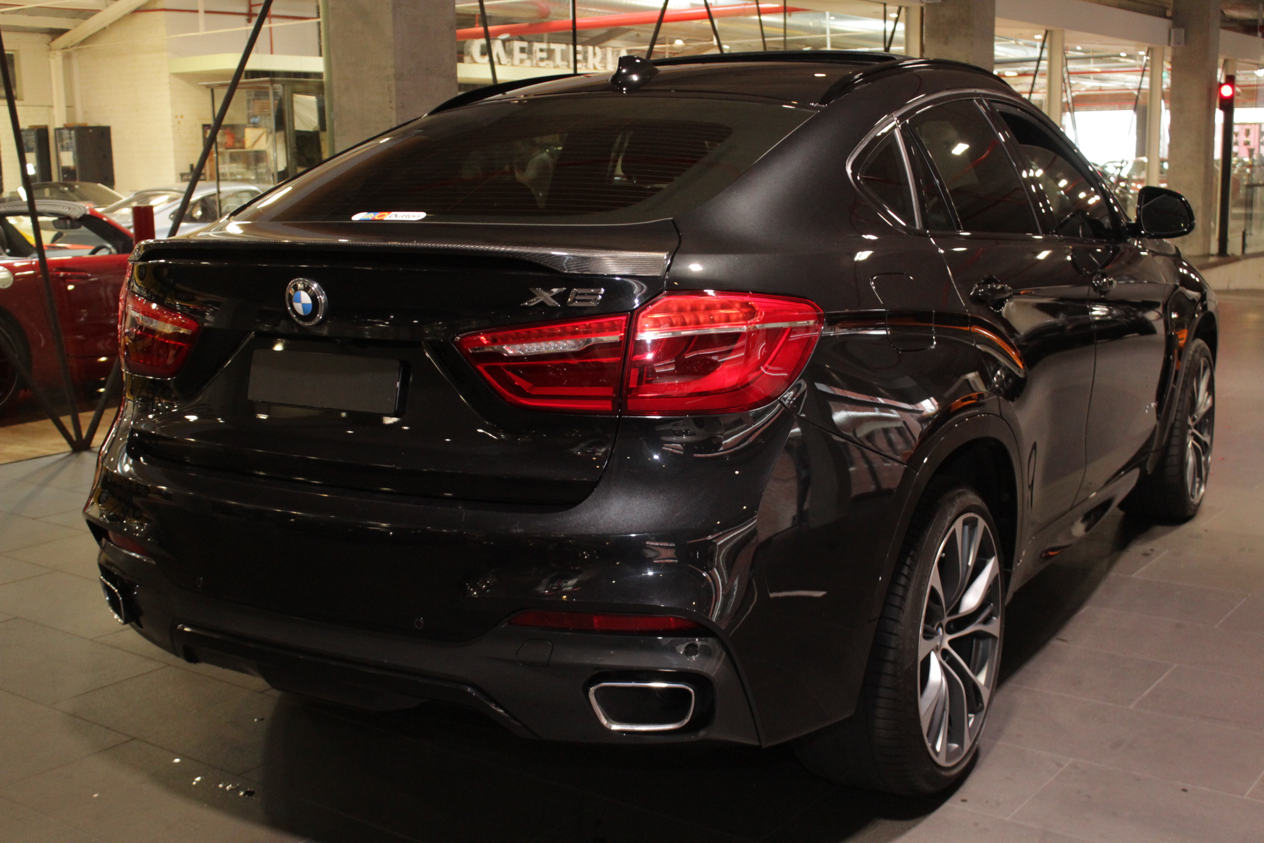 Bmw x6 f16 салон