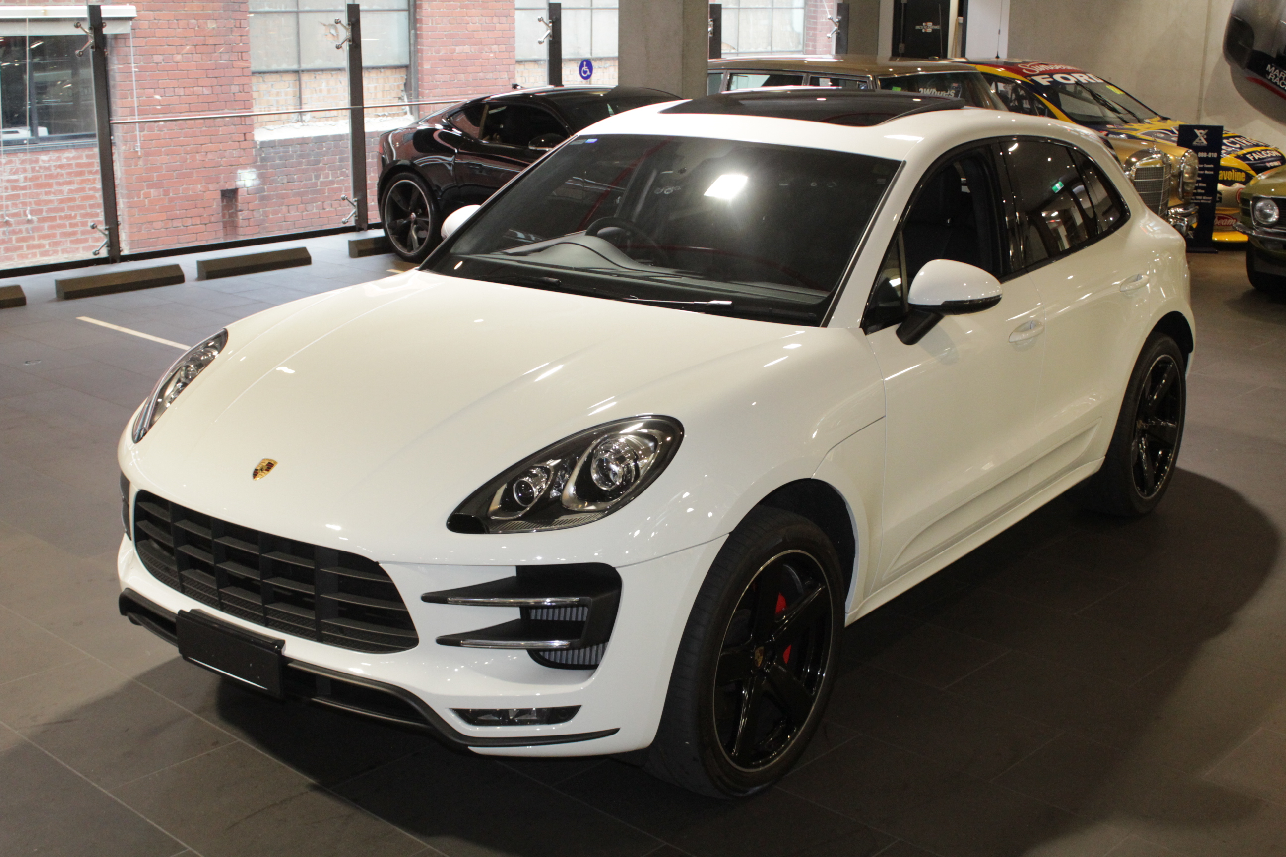 2015 Porsche Macan 95B Turbo Wagon 5dr PDK 7sp AWD 3.6TT [MY16]