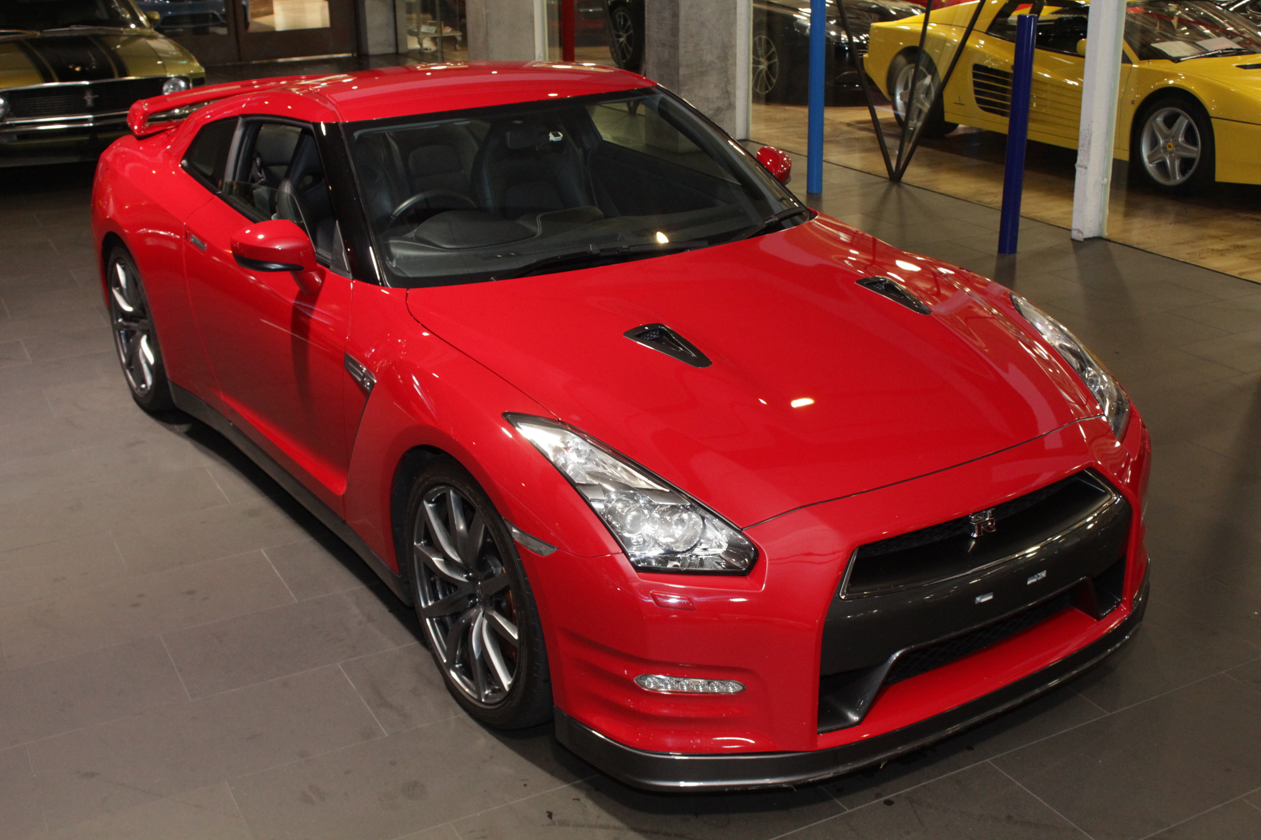 Nissan gtr r35 premium