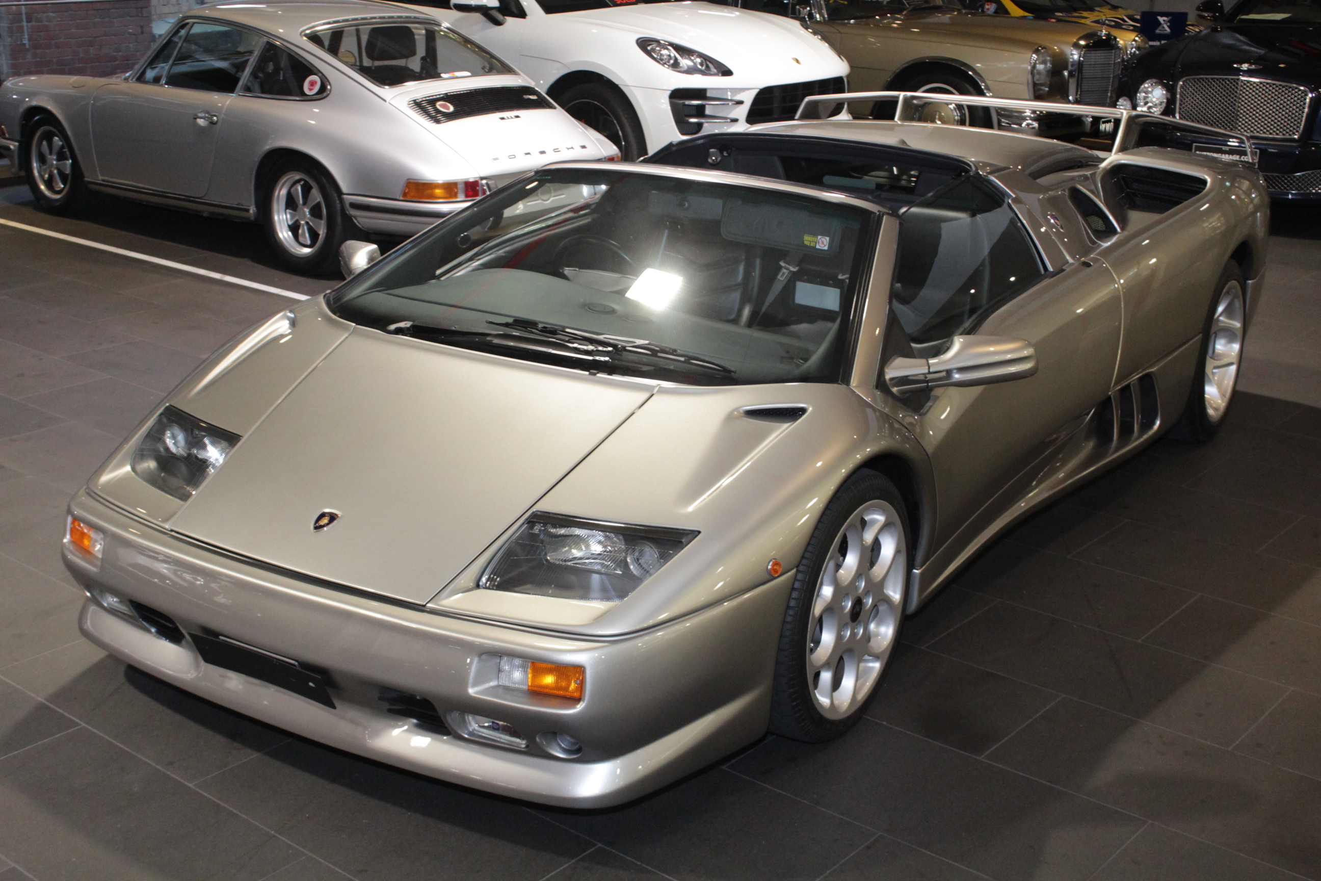 1999 Lamborghini Diablo SV Roadster 2dr Man 5sp 5.7i [Rel. Jan]