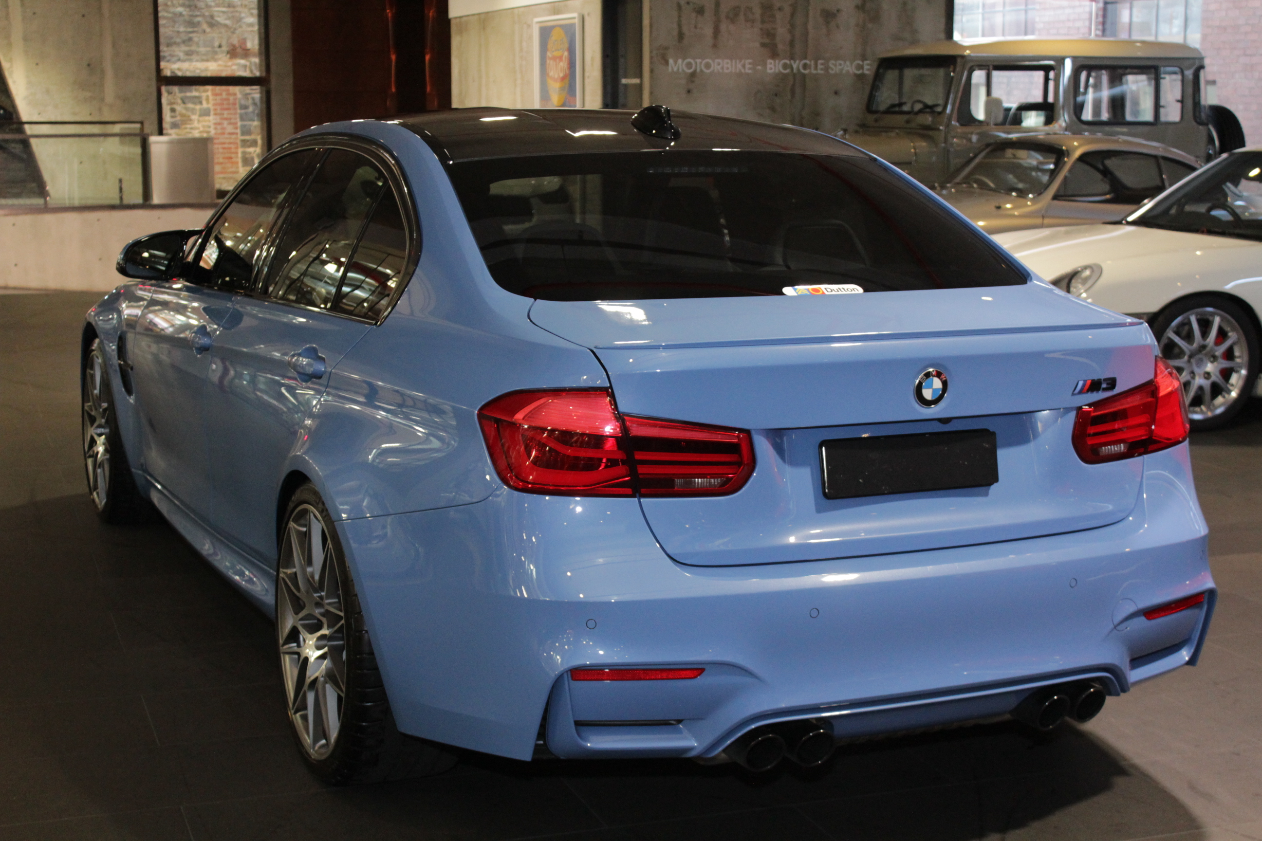 Bmw M F Lci Competition Sedan Dr M Dct Sp Tt