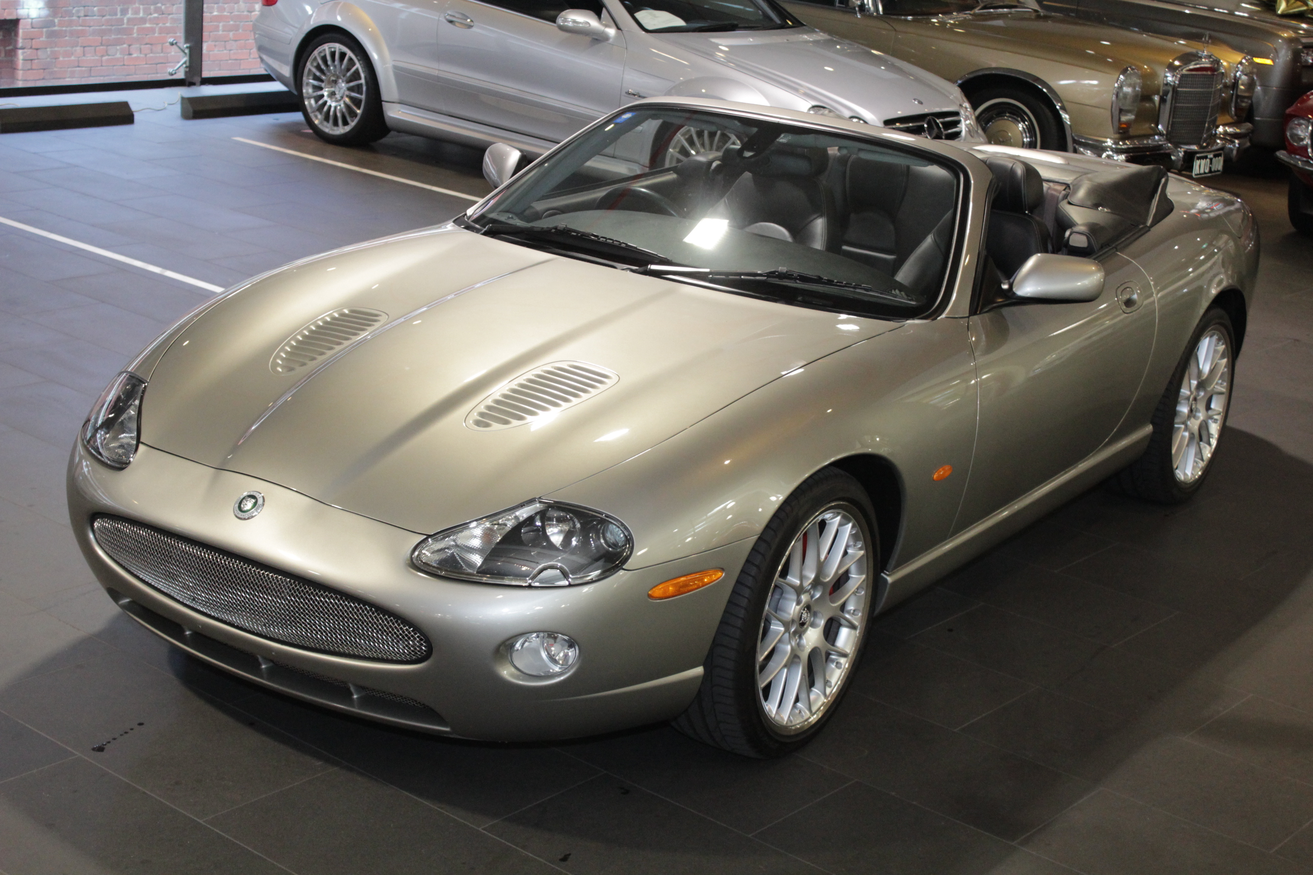 Jaguar xkr 2005