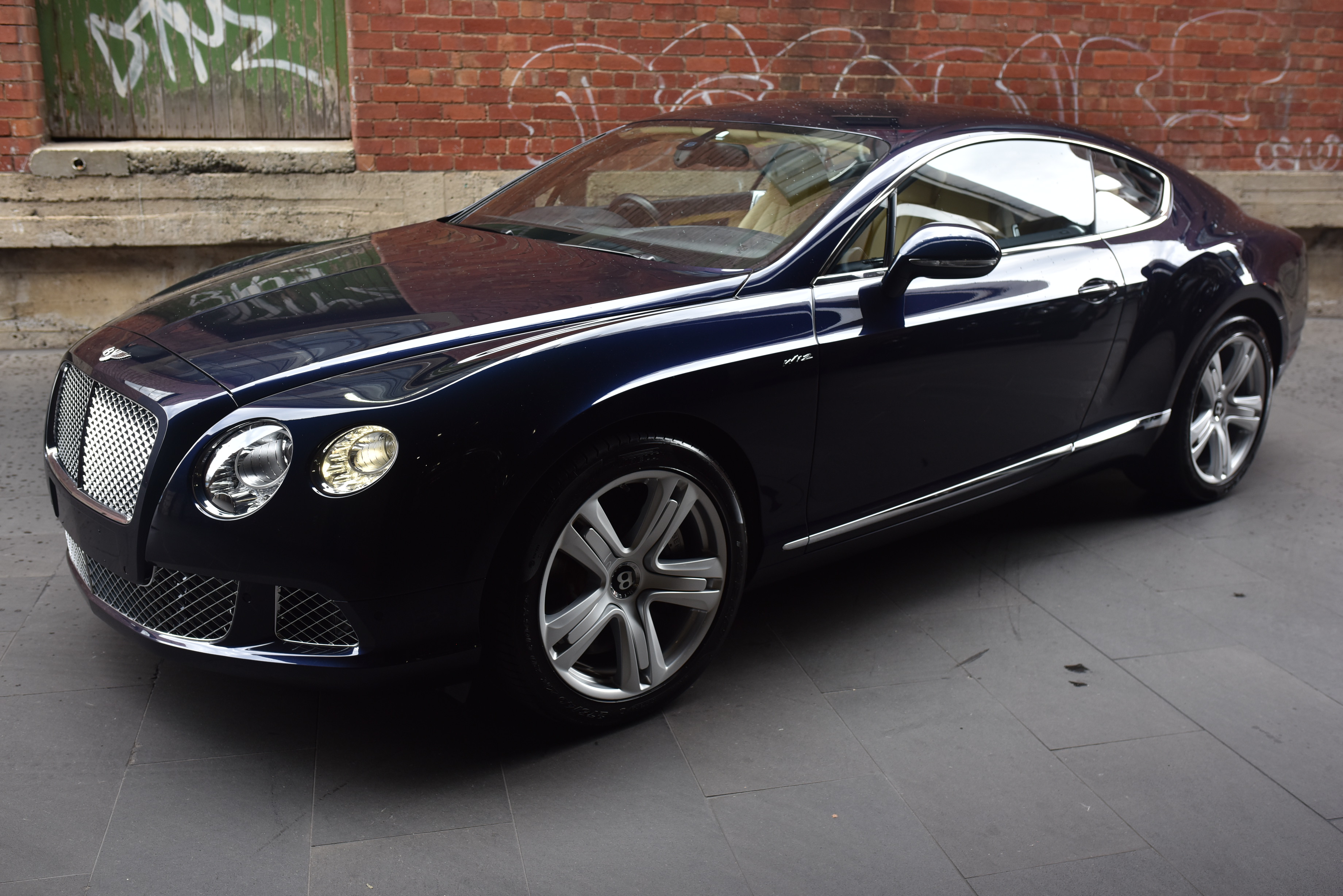 Bentley continental coupe