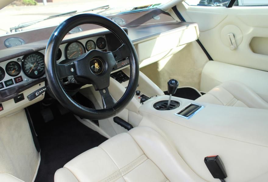 1984 Lamborghini Countach 5000 S LHD (Car located in UK)