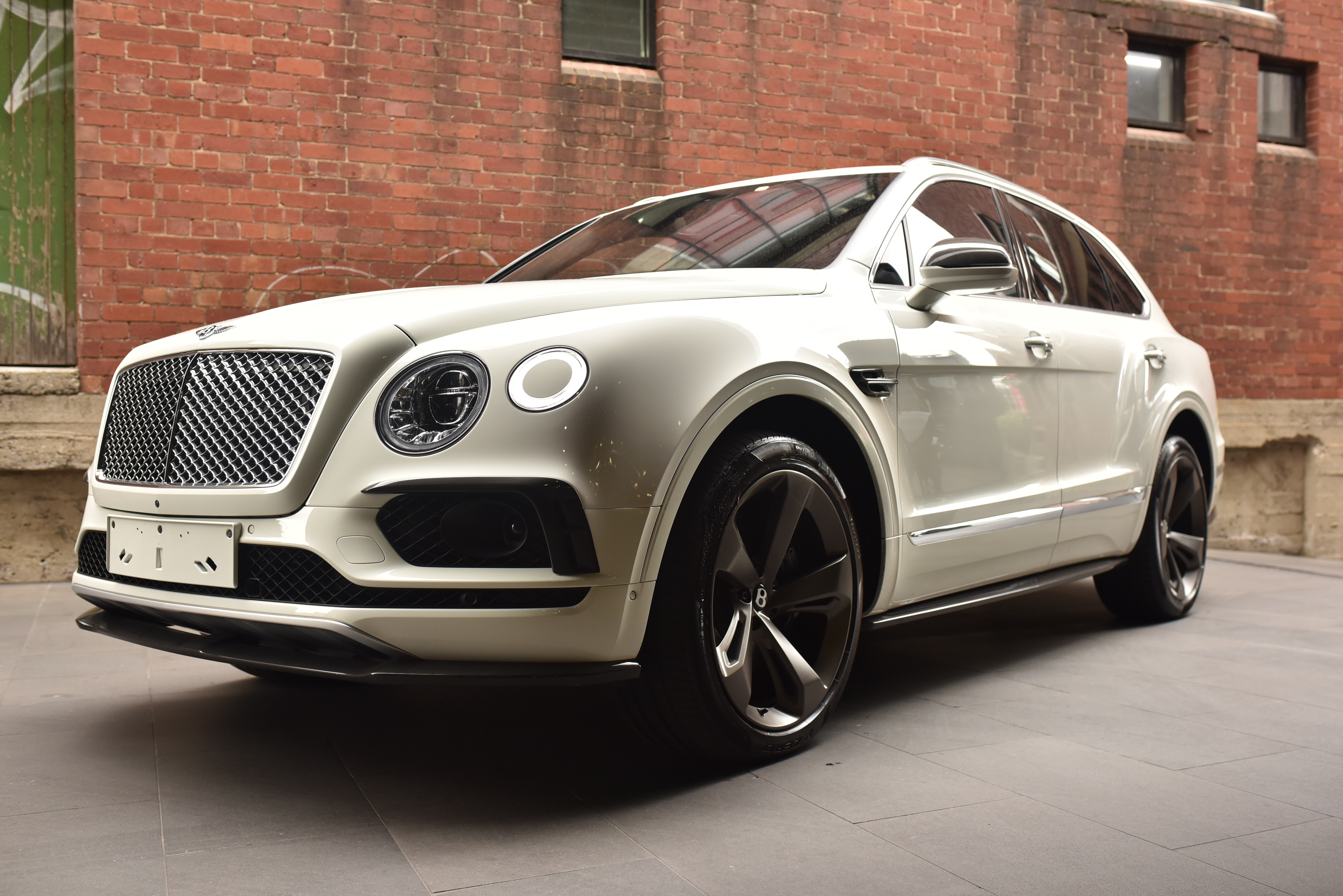 2016 Bentley Bentayga 4V Wagon 5dr Spts Auto 8sp AWD 6.0TT (5st) [MY17]