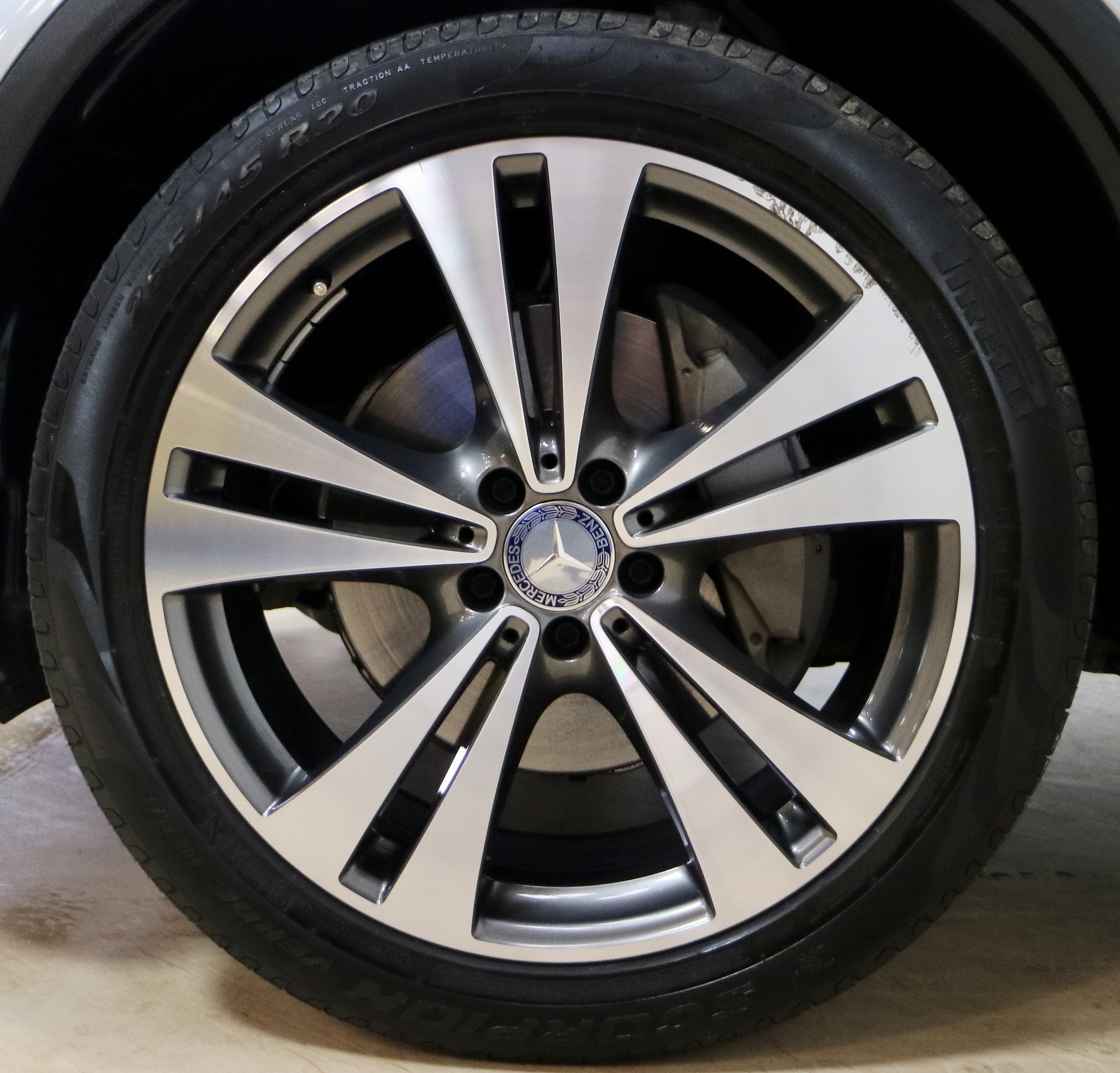 2016 Mercedes-Benz GLC 250d (Car located in NZ)