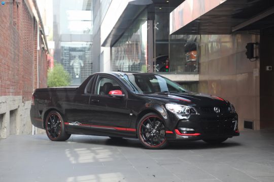 2017 Holden Ute VF II MY17 Magnum Ute Extended Cab 2dr Man 6sp 6.2i 