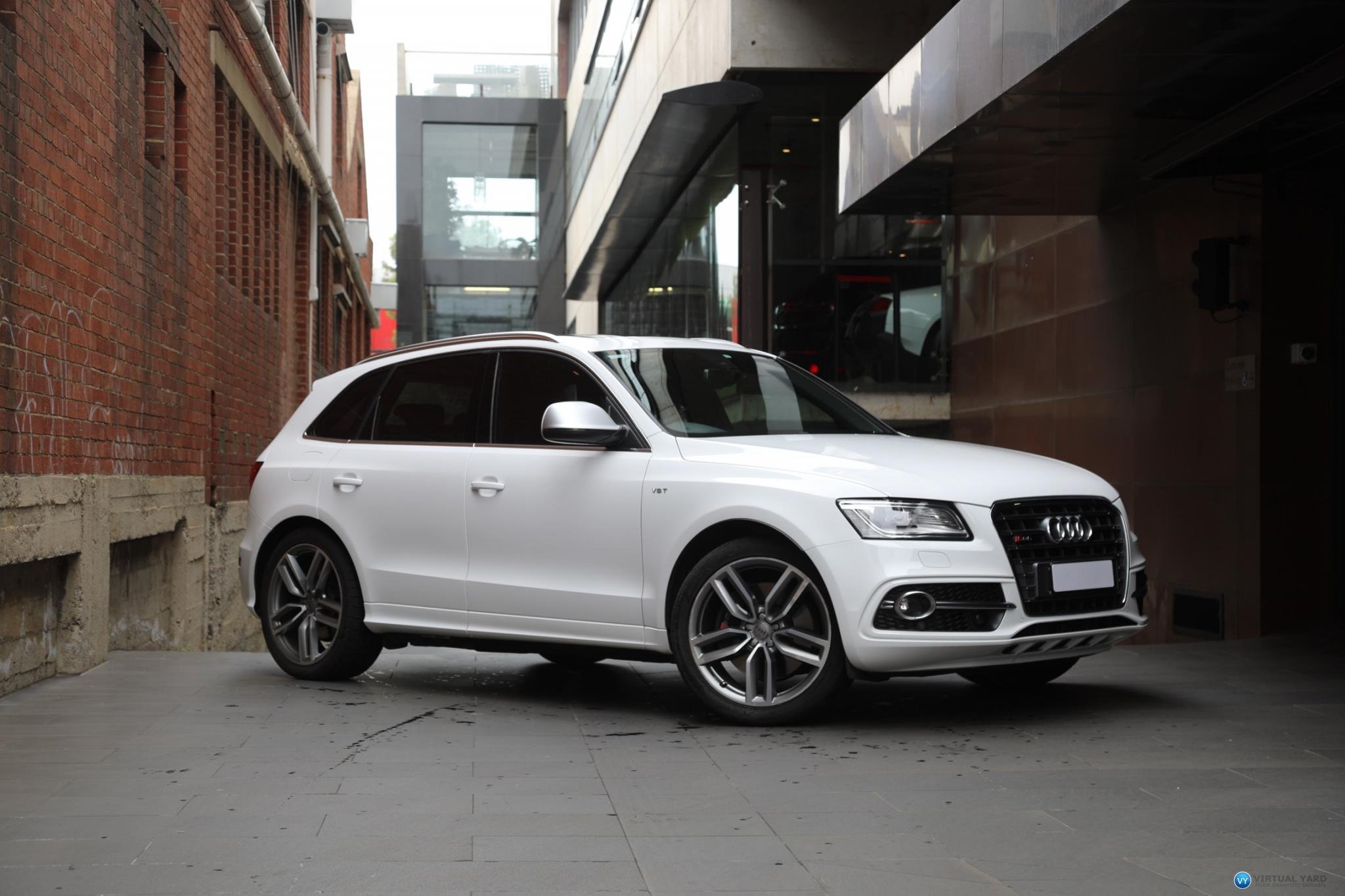 Audi sq5 8r