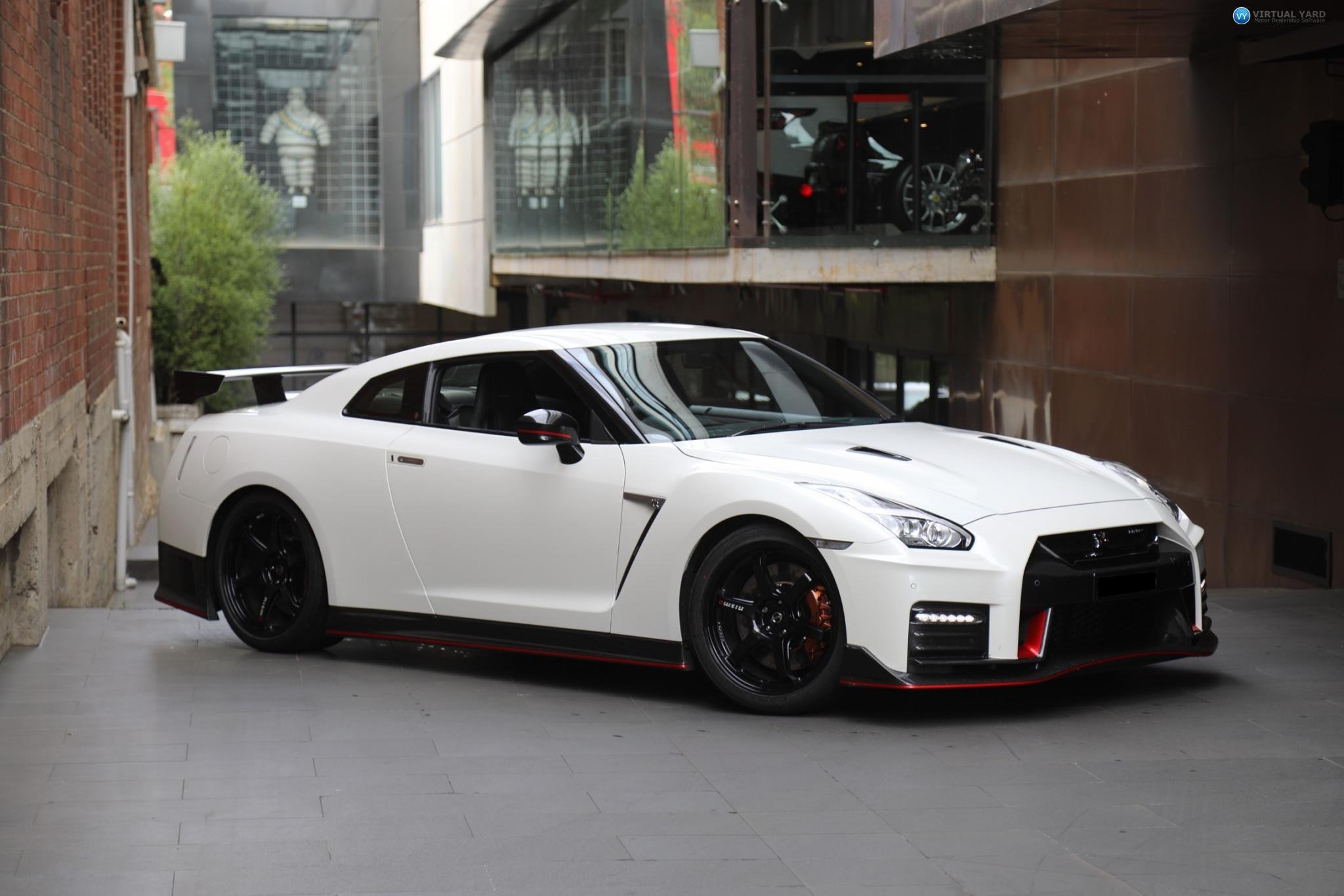 Nissan gtr r35 2017