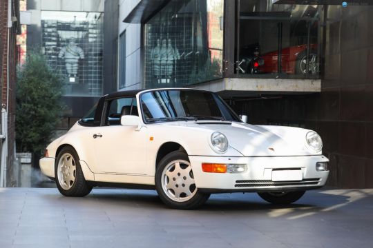 1990 Porsche 911 964 Carrera 2 Targa 2dr Man 5sp 3.6i 